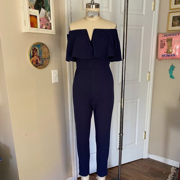 DYNAMITE Navy Cape Off-Shoulder MOD Skinny Leg ROMPER Jumpsuit *X-SMALL* - Picture 1 of 7